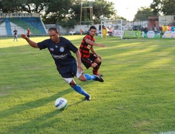 Flamengo-PI faz o dever de casa e vence o Parnahyba