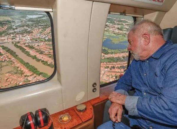 Lula visita áreas atingidas pelas chuvas no Maranhão e realiza sobrevoo