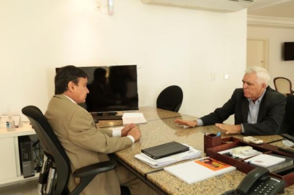 Presidente da Assembleia cumpre agenda administrativa no Karnak
