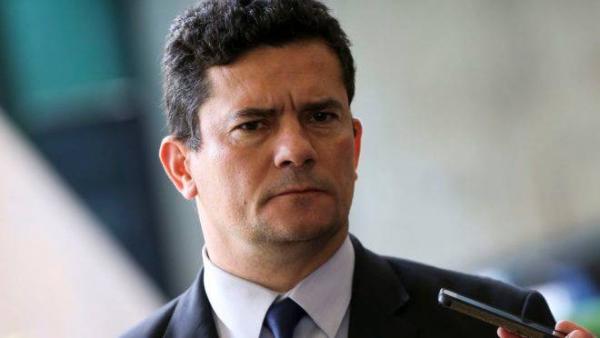 "Se Valeixo sair, eu saio", diz Moro a Bolsonaro