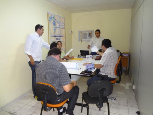 Definida empresa responsável pela decoração do Carnaval 2012