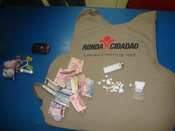 Ronda Cidadão prende mulheres com drogas em Floriano