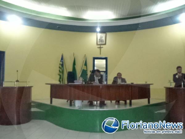 Câmara Municipal de Floriano realiza última sessão do mês de Novembro.(Imagem:FlorianoNews)