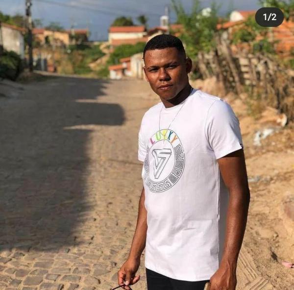 Jovem é morto ao ultrapassar barreira policial em Floriano