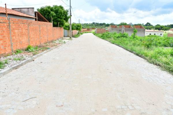 Campanha "Nosso Bairro é Limpeza" é concluída após alcançar todos os bairros de Floriano