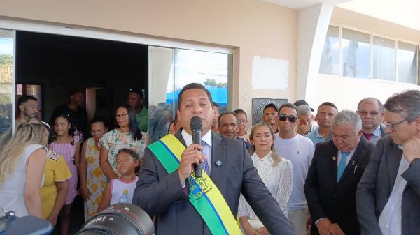 Gleydson Resende, prefeito de Bar&atilde;o de Graja&uacute;.(Imagem:FlorianoNews)