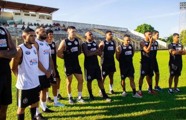 De olho na estreia do Campeonato Piauiense, Corisabbá treina no primeiro dia do ano