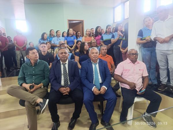 Antônio Carlos Resende toma posse como prefeito de Barão de Grajaú após renúncia de Gleydson Resende(Imagem:FlorianoNews)