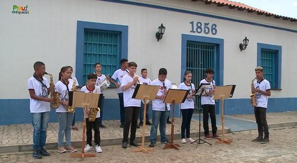 Prédio da 1ª cadeia de Campo Maior hoje abriga projeto com aulas de música para jovens