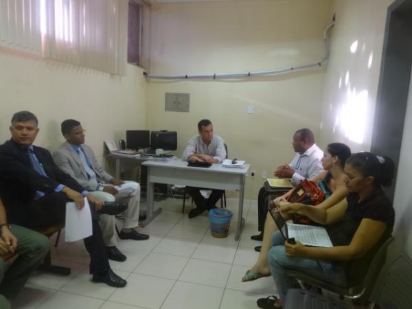 Prefeito Gilberto Júnior recebeu representantes de Comunidade Terapêutica
