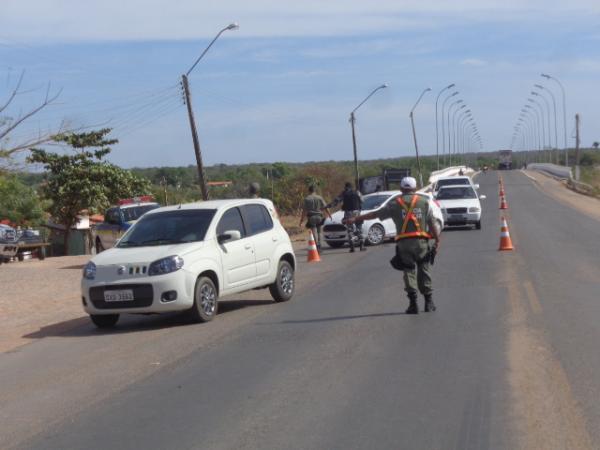 Polícia Militar deflagra Operação Fecha Floriano.(Imagem:FlorianoNews)