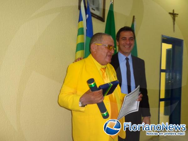 Medalha do M&eacute;rito Agr&ocirc;nomo Parentes &eacute; concedida ao Rep&oacute;rter Amarelinho e ao Prof. Luiz Paulo.(Imagem:FlorianoNews)