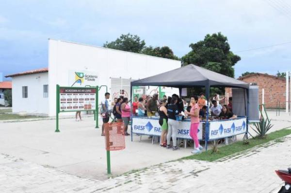 Sa&uacute;de realiza mais uma a&ccedil;&atilde;o ao Dia Mundial Contra a AIDS em Floriano.(Imagem:SECOM)