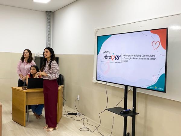 Projeto da Seduc fortalece prevenção ao bullying e ao cyberbullying nas escolas da rede estadual