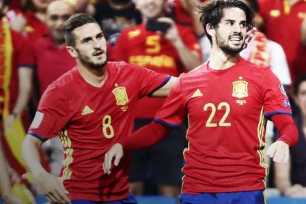 Espanha dá baile na Itália e fica perto da Copa do Mundo