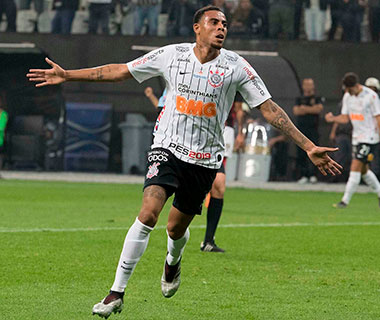 Corinthians vence Deportivo Lara na Sul-Americana