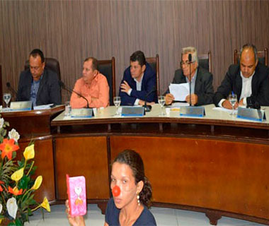 TJ-PI mantém decisão que suspendeu reajuste de salários do prefeito e vereadores de Bom Jesus