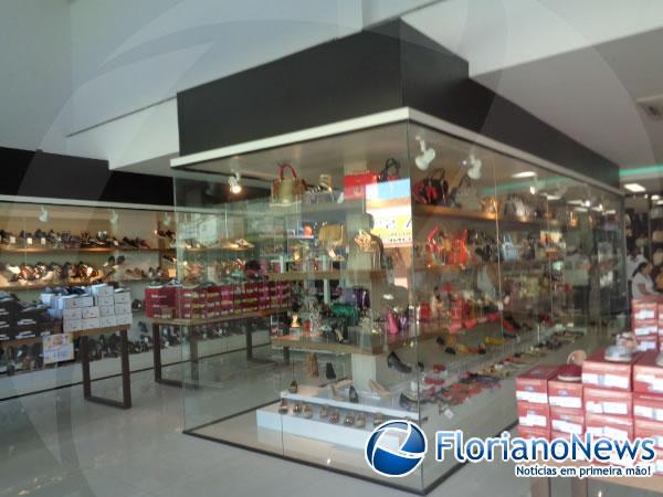 Nortista Confec&ccedil;&otilde;es e Cal&ccedil;ados est&aacute; com novidades para o Dia dos Pais(Imagem:FlorianoNews)