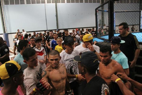 Buda comete falta grave e duelo termina sem vencedor no Piauí Fight