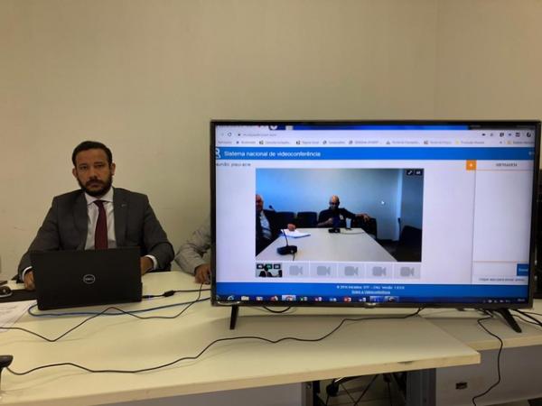 Juiz diz que videoconfer&ecirc;ncia &eacute; um recurso para reduzir custo.(Imagem:Leandro Mil&uacute;)
