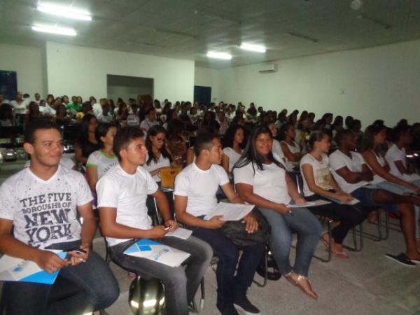 CEEP realiza III Semana de Enfermagem em Floriano