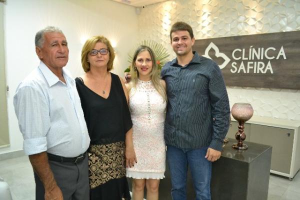 Clínica Safira é inaugurada em grande estilo em Floriano