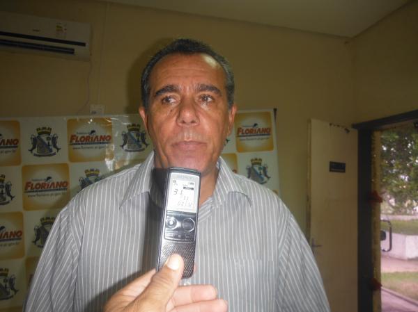 Everaldo Elvas, Secret&aacute;rio de Infraestrutura do munic&iacute;pio.(Imagem:FlorianoNews)