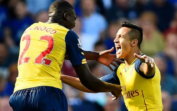 Alexis S&aacute;nchez marcou seu primeiro gol no Campeonato Ingl&ecirc;s, mas Arsenal logo cedeu o empate.(Imagem:Reuters)