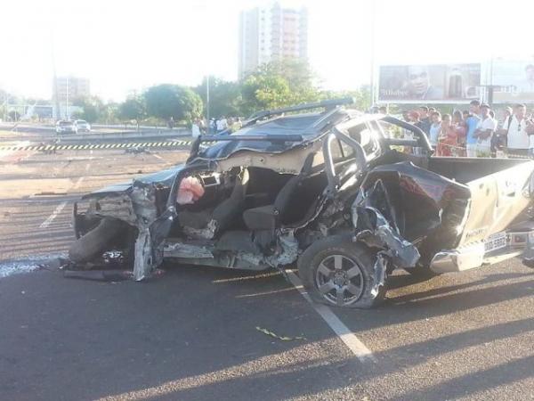 Jovem se choca em poste e morre na hora na Avenida Cajuína.(Imagem:cidadeverde.com)