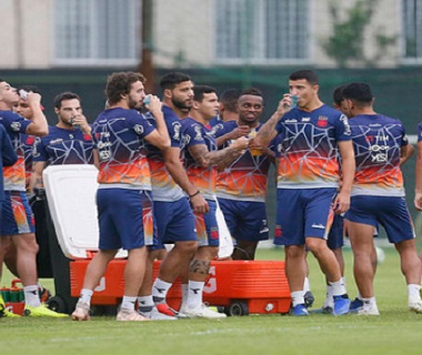 Vasco e Inter duelam por objetivos opostos no Brasileiro