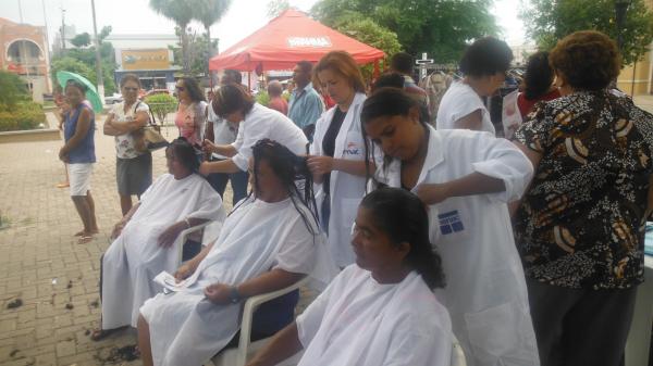 Projeto Mulher em Evidência do SESC fez homenagem à mulheres em Floriano.(Imagem:FlorianoNews)