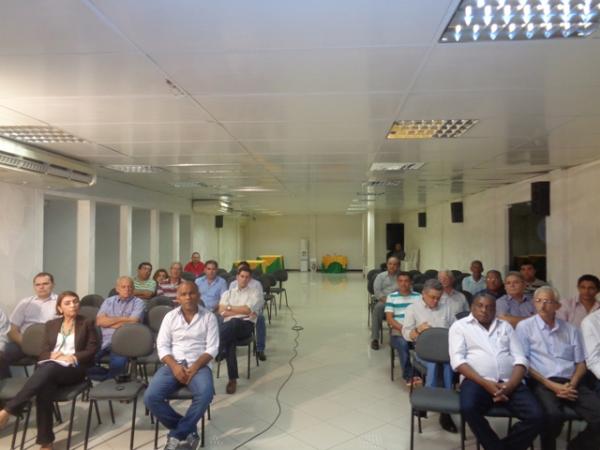 Criada Associação dos Prefeitos da Região Centro Sul do Piauí.(Imagem:FlorianoNews)