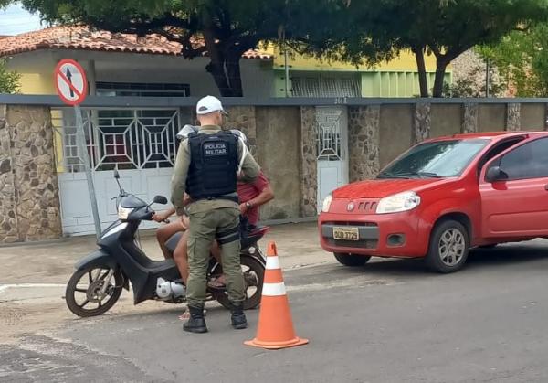  3&ordm; BPM intensifica fiscaliza&ccedil;&atilde;o de tr&acirc;nsito em Floriano para as festas de fim de ano(Imagem:Divulga&ccedil;&atilde;o/PM)