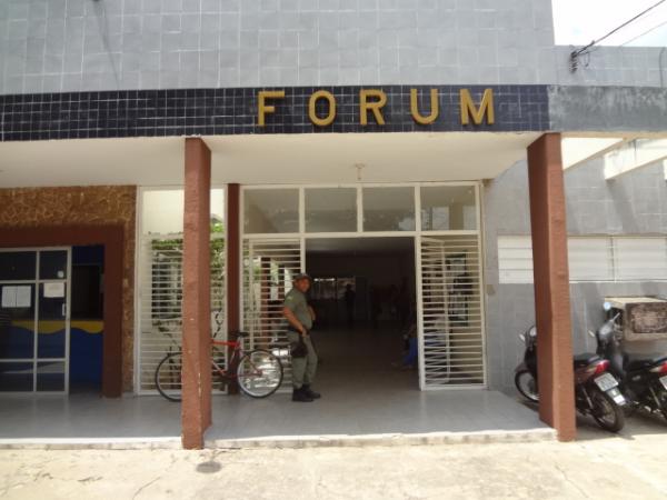 Tribunal do Júri de Floriano julgará acusados de homicídio no mês de novembro