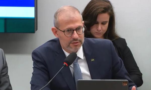 Ministro da Educação afirma que MP vai liberar recursos bloqueados