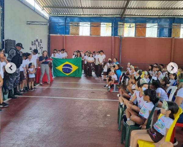 Escola Pequeno Pr&iacute;ncipe em Floriano celebra o Dia do Soldado com evento especial.(Imagem:Reprodu&ccedil;&atilde;o/Instagram)