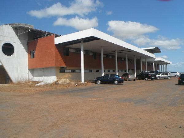 Retomada a obra do Terminal Rodovi&aacute;rio de Floriano.(Imagem:FlorianoNews)