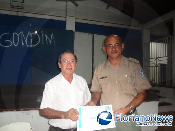  Rotary Clube de Floriano faz homenagem ao Cel. Lisandro Hon&oacute;rio.(Imagem:FlorianoNews)