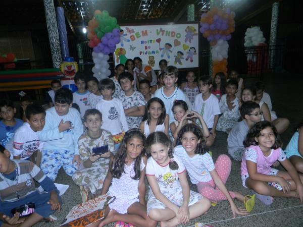 Escola Pequeno Príncipe realizou a II Noite do Pijama