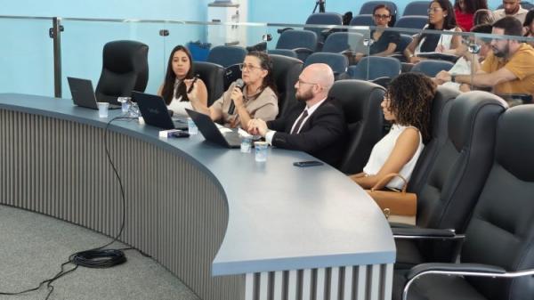 Prefeitura de Floriano apresenta prestação de contas do 2º quadrimestre de 2025 à Câmara Municipal