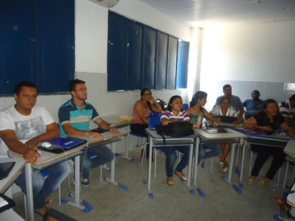 Seduc realiza forma&ccedil;&atilde;o de professores do Pronatec em Floriano.(Imagem:FlorianoNews)