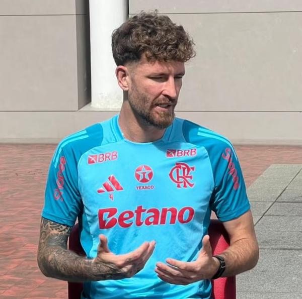 Léo Pereira revela como chegou ao auge no Flamengo e admite incômodo por estar fora da Seleção