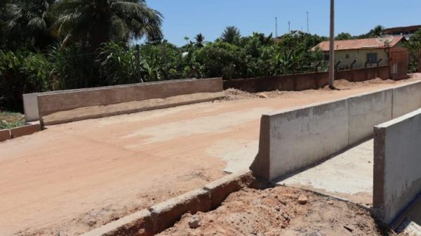 SEINFRA avança com obras de mobilidade e reestruturação de pontes em Floriano