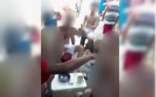 Presos gravam "festa" durante banho de sol em presídio de Jataí