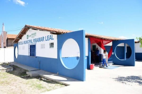 Educação Municipal abre período de matrículas para séries finais do Ensino Fundamental e EJA