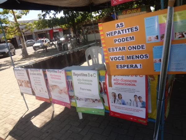 SMS realizou a&ccedil;&otilde;es pelo Dia Mundial de Combate &agrave; Hepatite em Floriano.(Imagem:FlorianoNews)