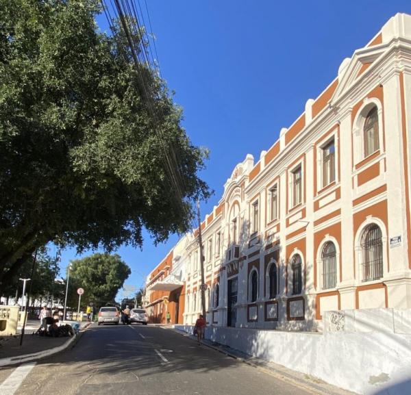Reforma da Central de Artesanato avança e ganha nova estrutura e mais acessibilidade