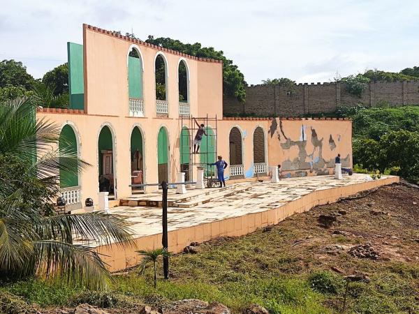 Teatro Cidade Cenográfica é reformado para Paixão de Cristo 2022