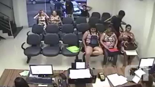 Bandidos se passam por pacientes e fazem 'arrastão' em clínica