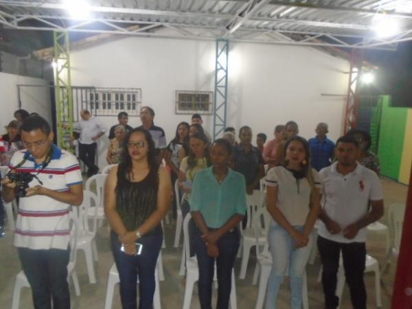 Missa comemora aniversário do Instituto Educacional Anjos do Saber